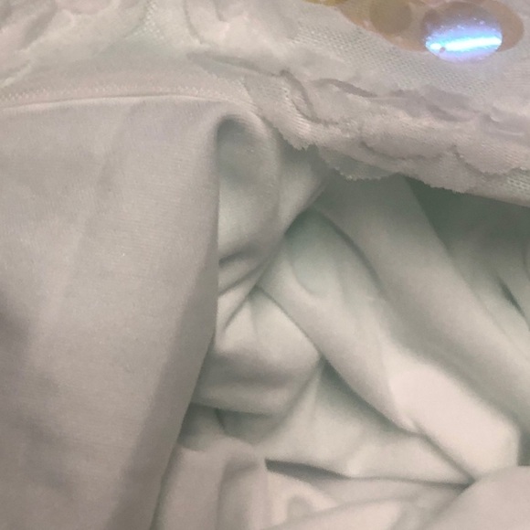 Disney princess sequins and white skirt Size medium - Picture 9 of 13